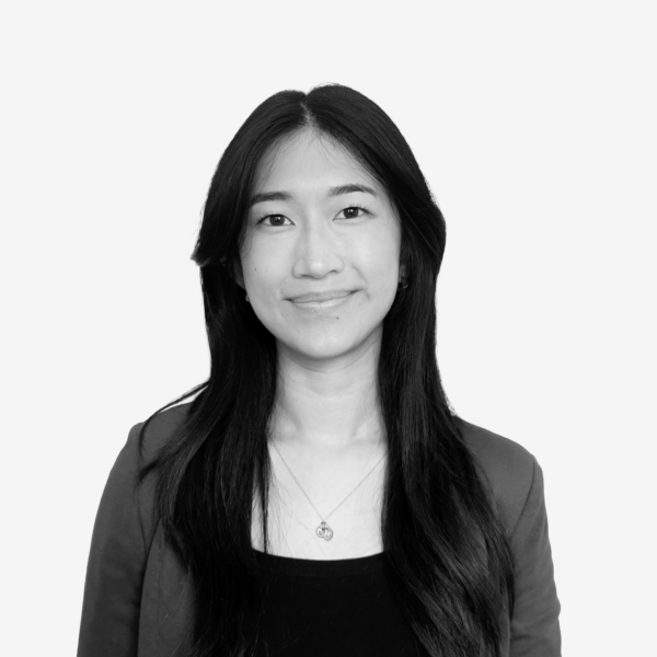 Headshot of Mandy Hui, Outwitly Inc.'s Intermediate UX Designer.